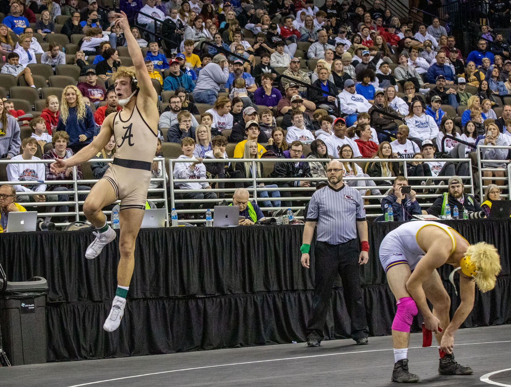 022022-owh-spo-statewrestling-pic-cm010.jpg